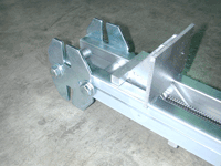 clamp rear jaw